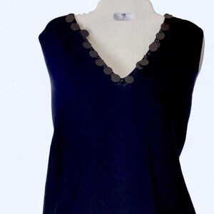 Jones New YorkElegant Black Sleeveless V/neck Top with detailed trim 1X